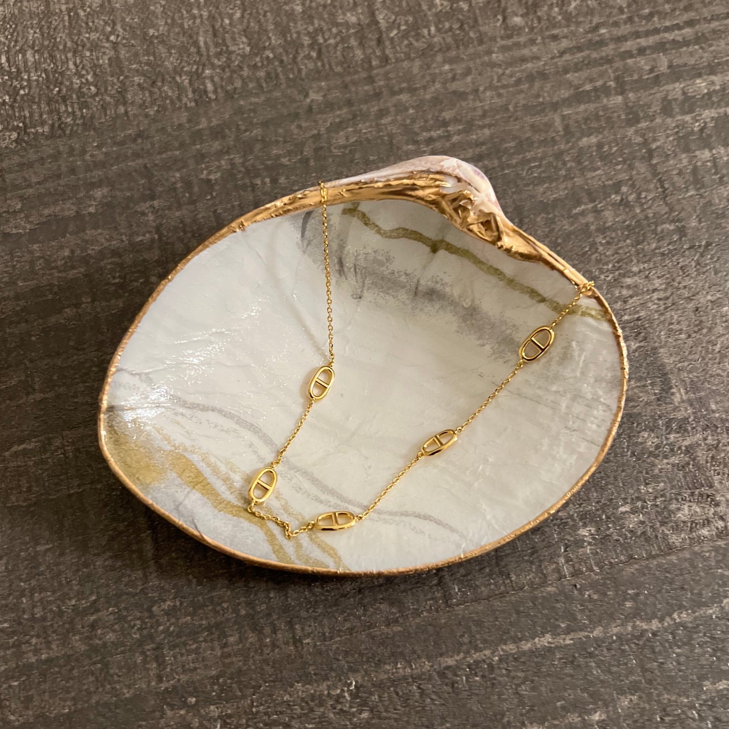 White Gold Marble Decoupage Shell