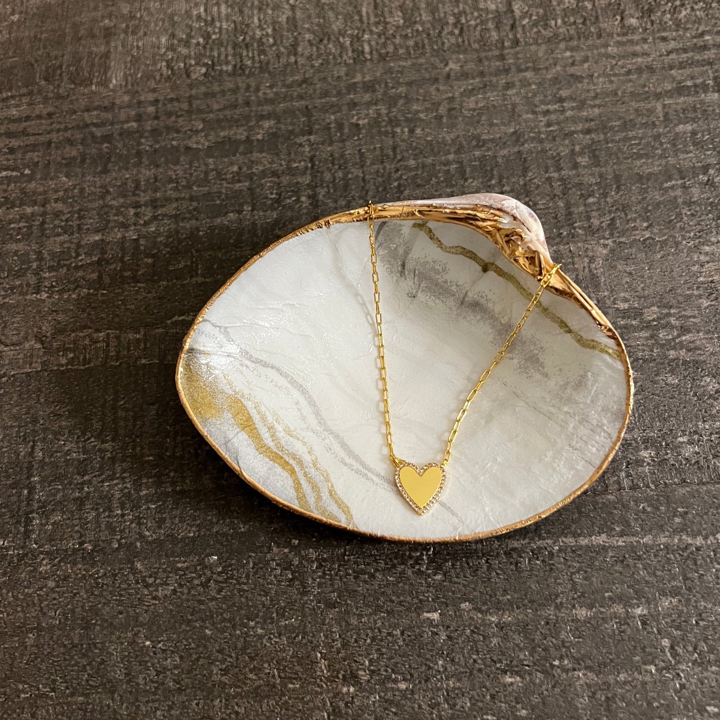 White Gold Marble Decoupage Shell